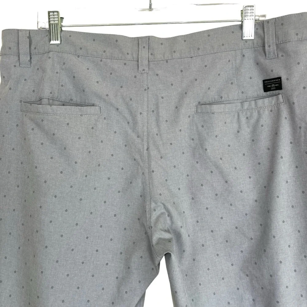 Travis Mathew size travis